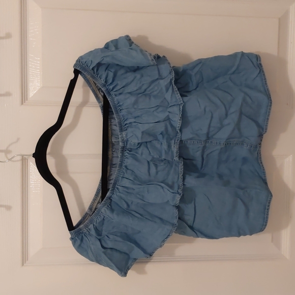 Haute Monde - Linen Blue Lightweight Crop Off the Shoulder Top - Medium - Picture 5 of 5